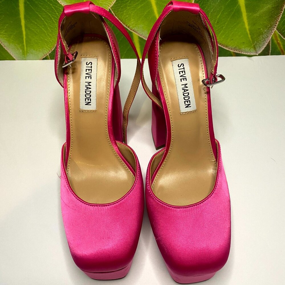 Share Steve Madden Tamy Size 8M Hot Pink satin. STYLISH. ANKLE STRAP. BLOCK HEEL